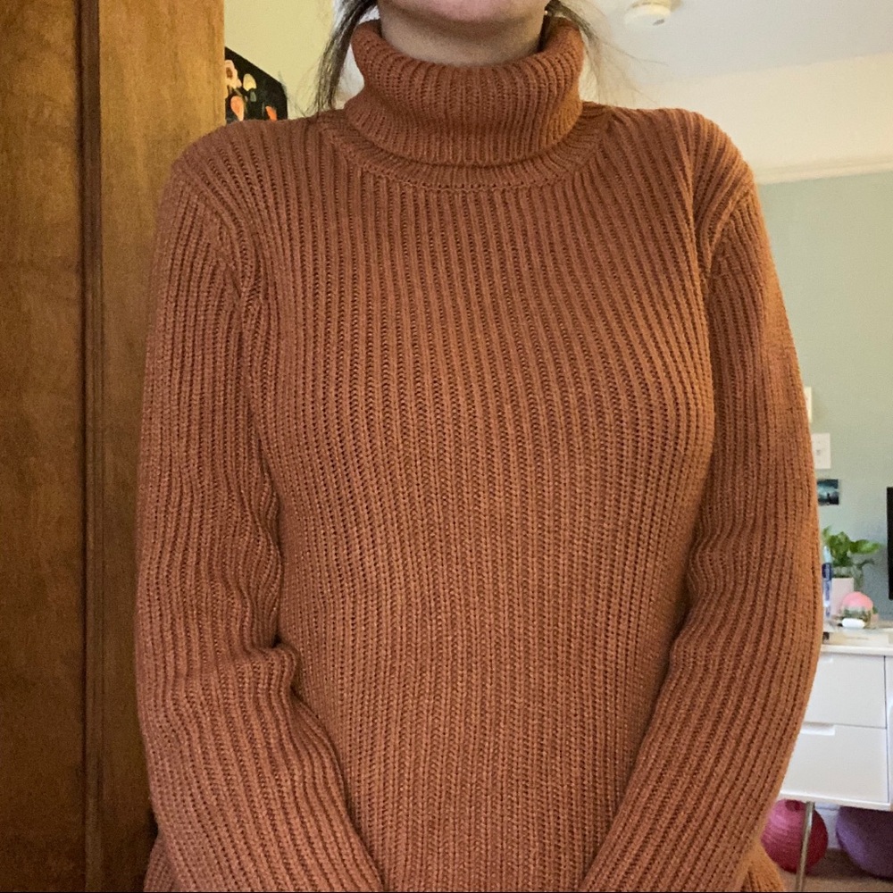 orange ribbed turtleneck